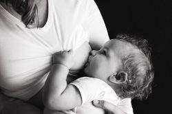 Comment passer de l’allaitement maternel au biberon ?